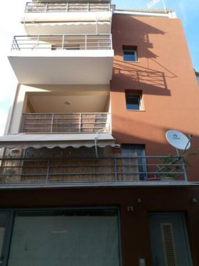 Makis Rooms C Mesolóngion 外观 照片